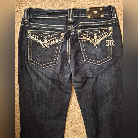 Miss Me Blue Skinny Jeans with Embellished Back - Picture 4 of 9